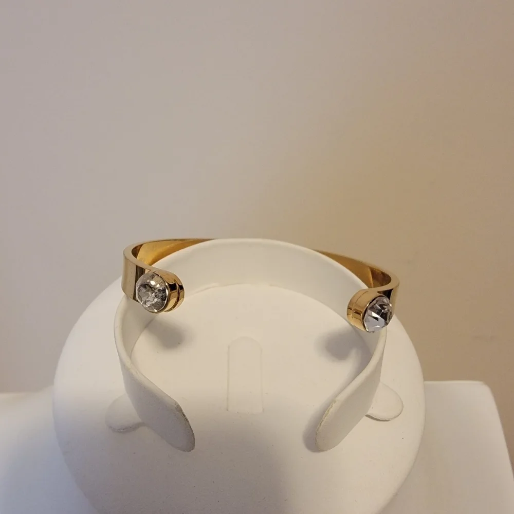 Good As Gold Cuff Bracelet Gold Tone Crystal Ends Spade Mark - Picture 7 of 10